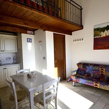 Appartement Sleeps 2 Pool Air Con Wifi Cisternino