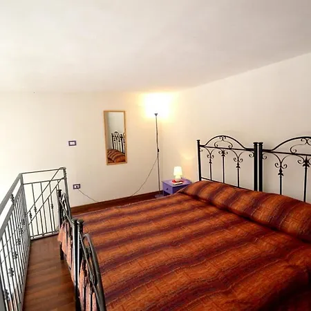 Sleeps 2 Pool Air Con Wifi Appartement *
